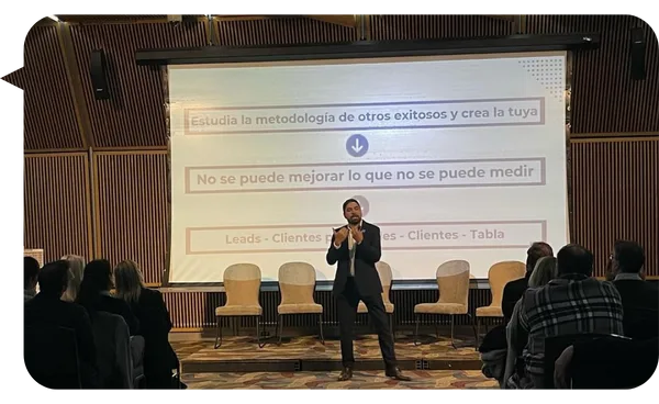 Daniel Ortiz, conferencista para eventos corporativos sobre Innovación Inmobiliaria