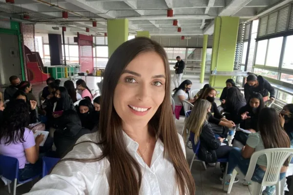 Catalina Serna, conferencista para eventos corporativos sobre Experiencia del Cliente