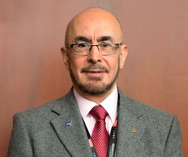 Rodolfo Neri — Conferencista de Tecnología Exploracion Espacial