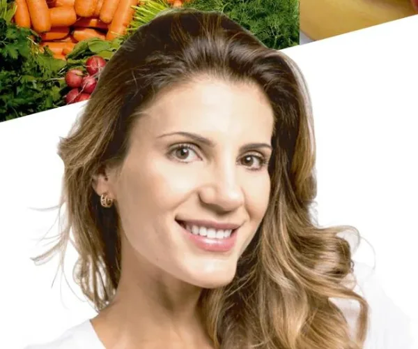 Rebeca Martínez — Conferencista de Salud Mental y Estrés