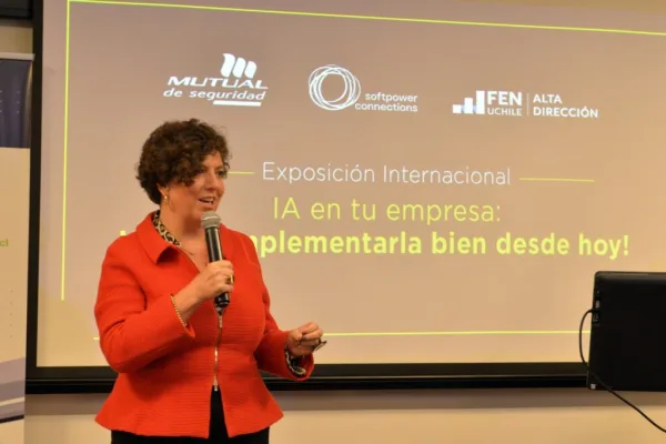 Jennyfer Salvo, conferencista para eventos corporativos sobre IA Ética y Gobernanza