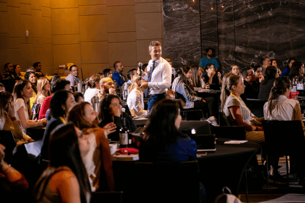 Enric Company, conferencista para eventos corporativos sobre Motivación Transformacional