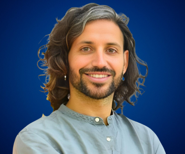 Leandro Blanco — Conferencista de Bienestar Laboral