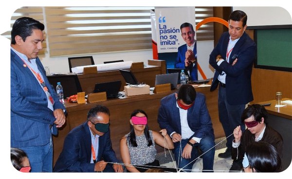 Raúl Gamboa, conferencista para eventos corporativos sobre Innovación Empresarial